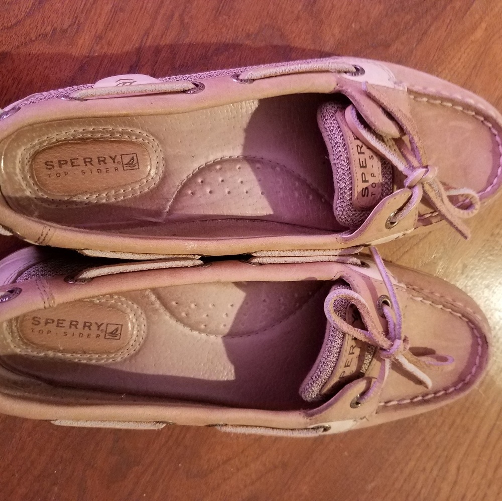 Sperries like new